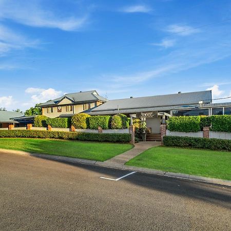 Ambassador On Ruthven Motel Toowoomba Kültér fotó