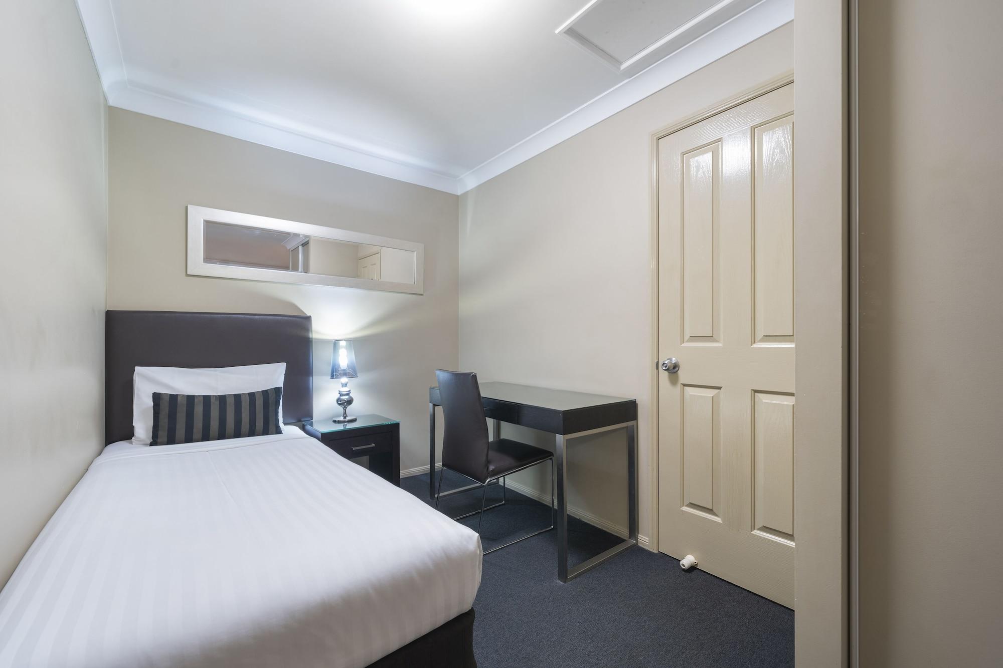Ambassador On Ruthven Motel Toowoomba Kültér fotó